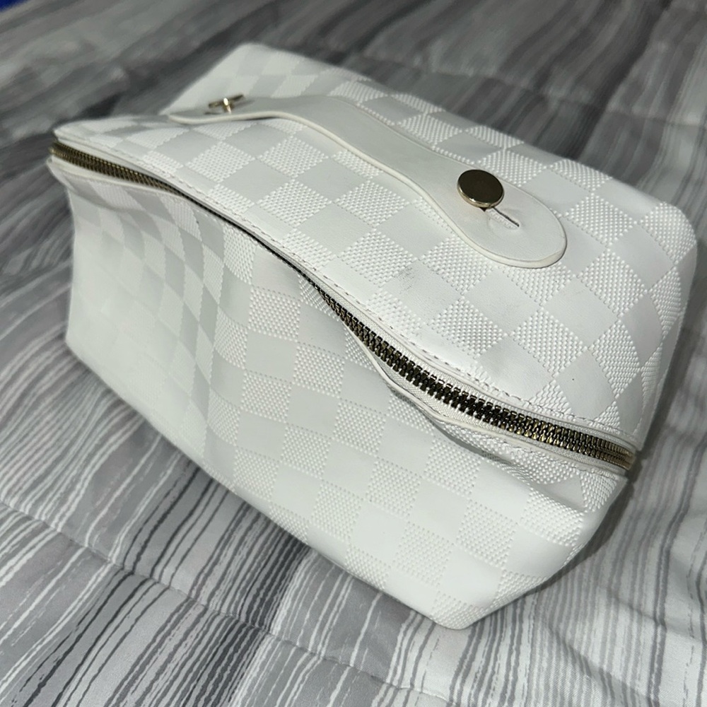 Travel case